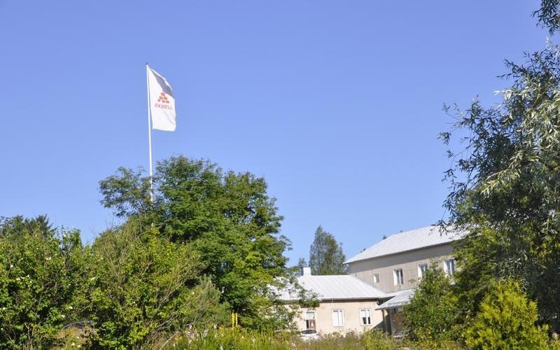 Axxells flagga, här vid Brusabys kanslihus