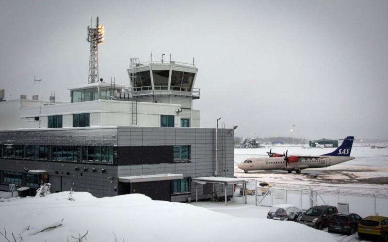 Åbo flygplats med snö