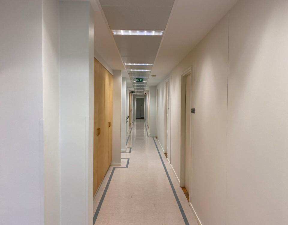 En tom korridor