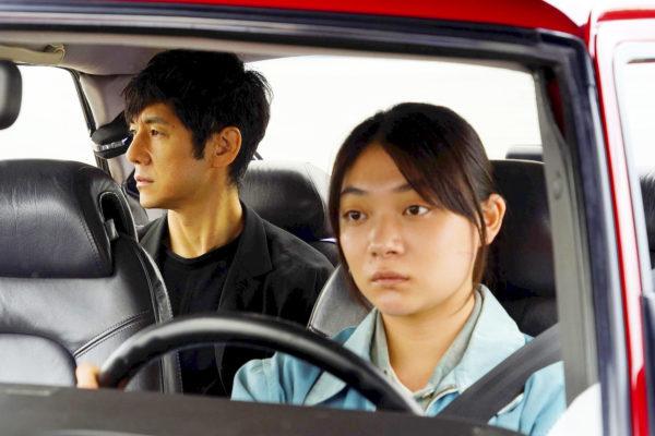 bild från film: två japaner i en bil