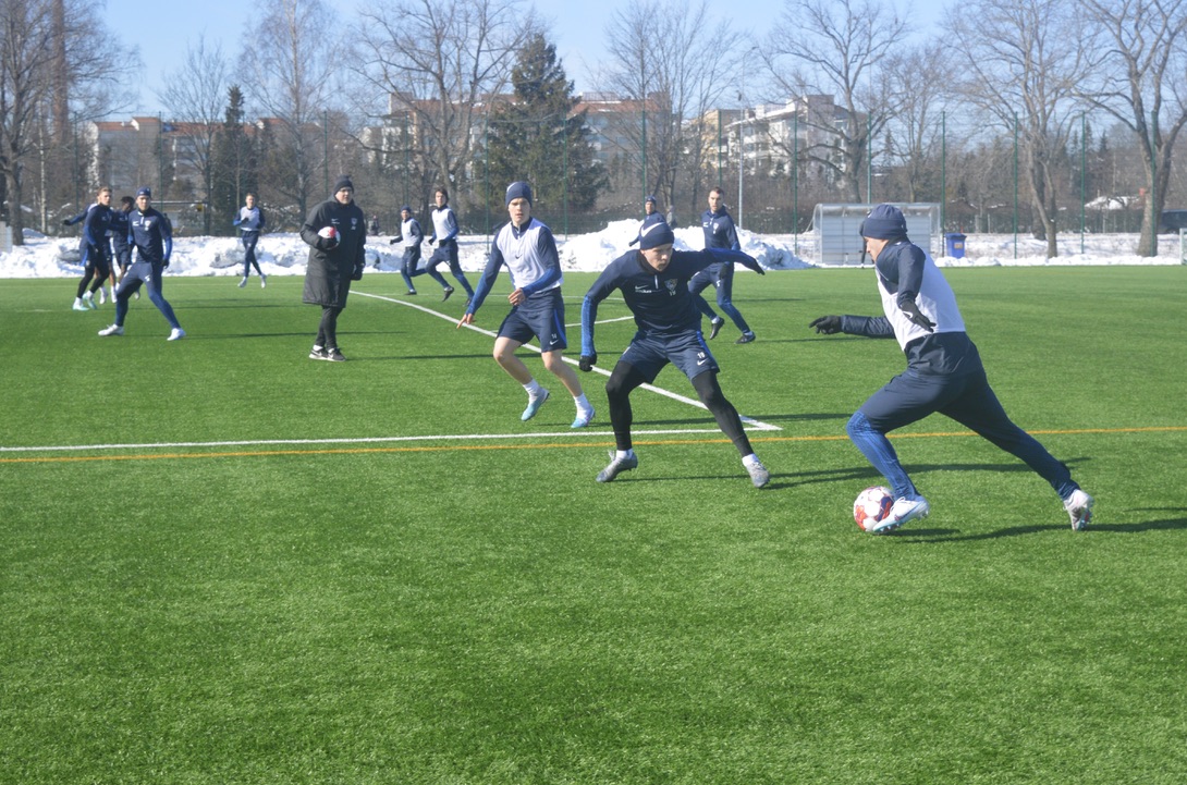 FC Inter tränar i Kuppis inför ligapremiären 2023.