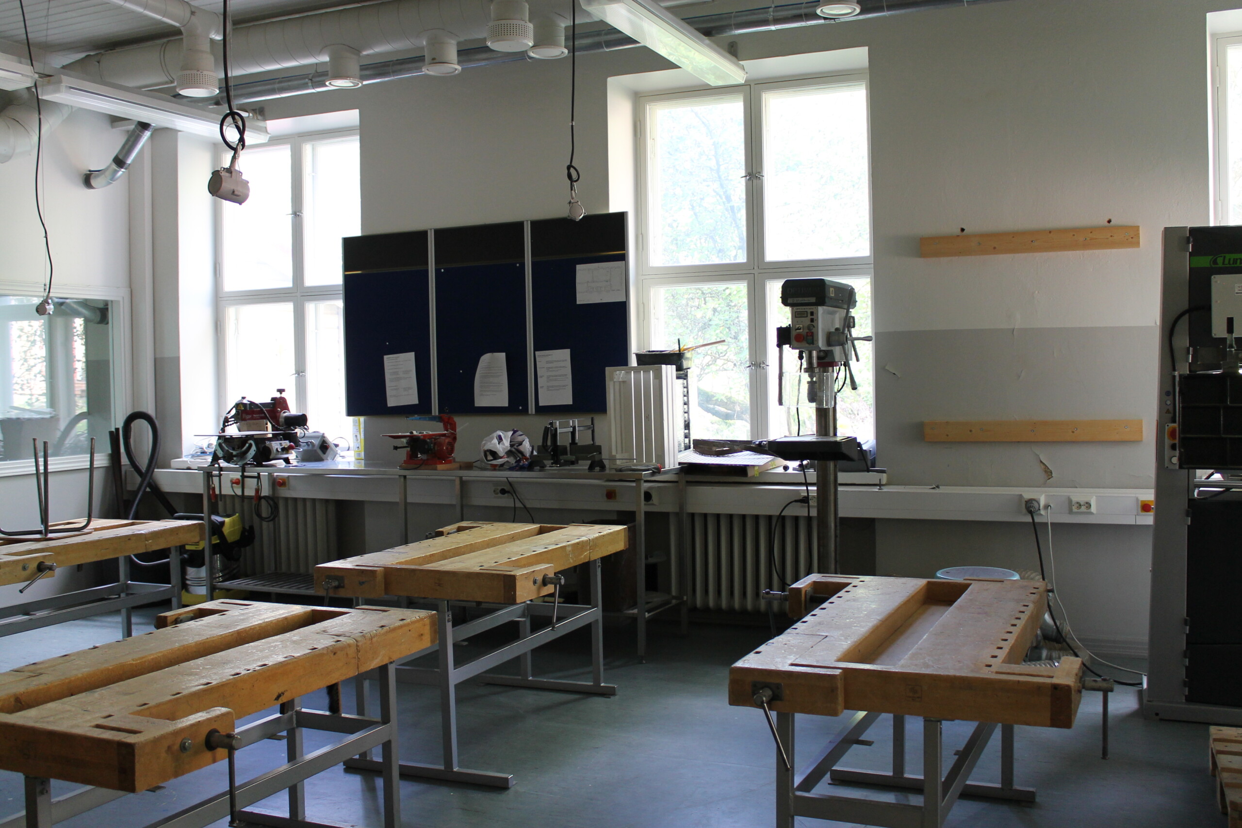 En slöjdsal i Klinkbacka skola som nu används av eleverna från Katarinaskolan i Karis.