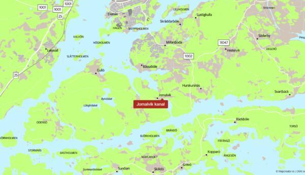 Karta med markör med texten Jomalvik kanal.